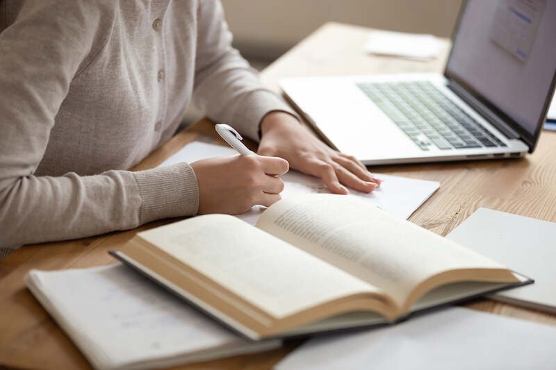 How SEO Content Writing Services Help Businesses Rank Higher Online